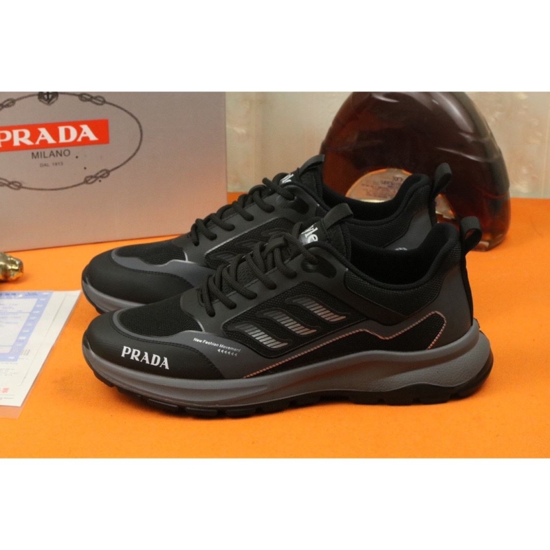 Pra*a casual shoes